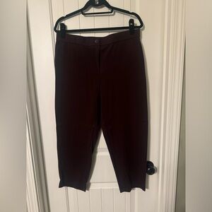 Eileen Fisher size large 3/4 pants- burgundy color